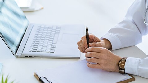 <b>Unsere kostenfreien Webinare</b>
<br>rund um das Thema Wundversorgung</br>